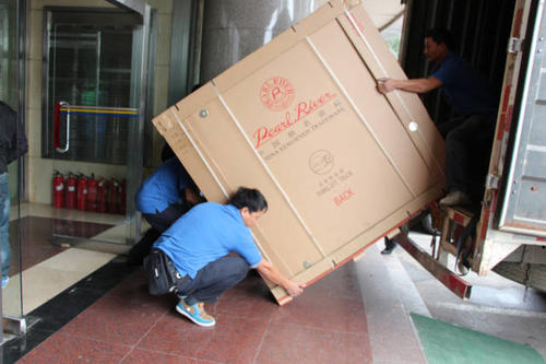 漳平钢琴贵重工艺品无忧运